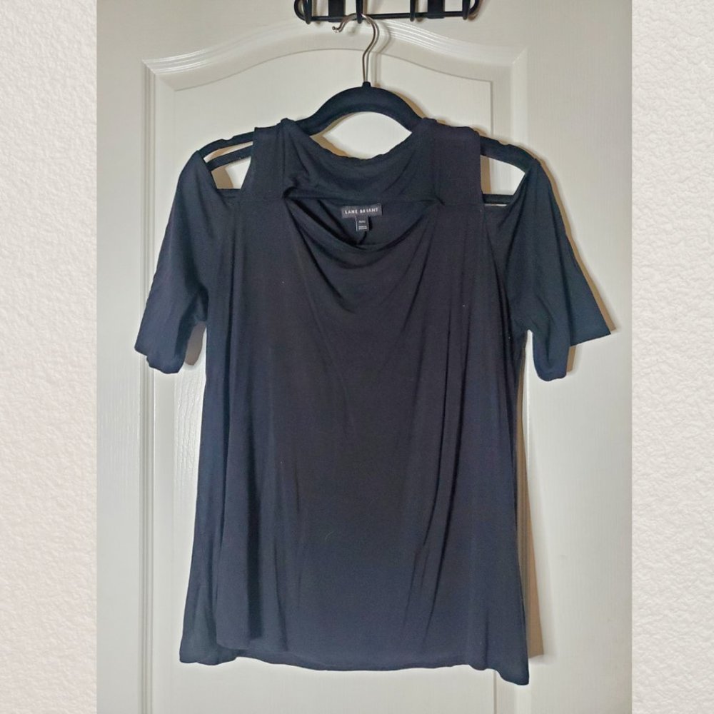 Lane Bryant Open Shoulder Tee in Black Size 10/12